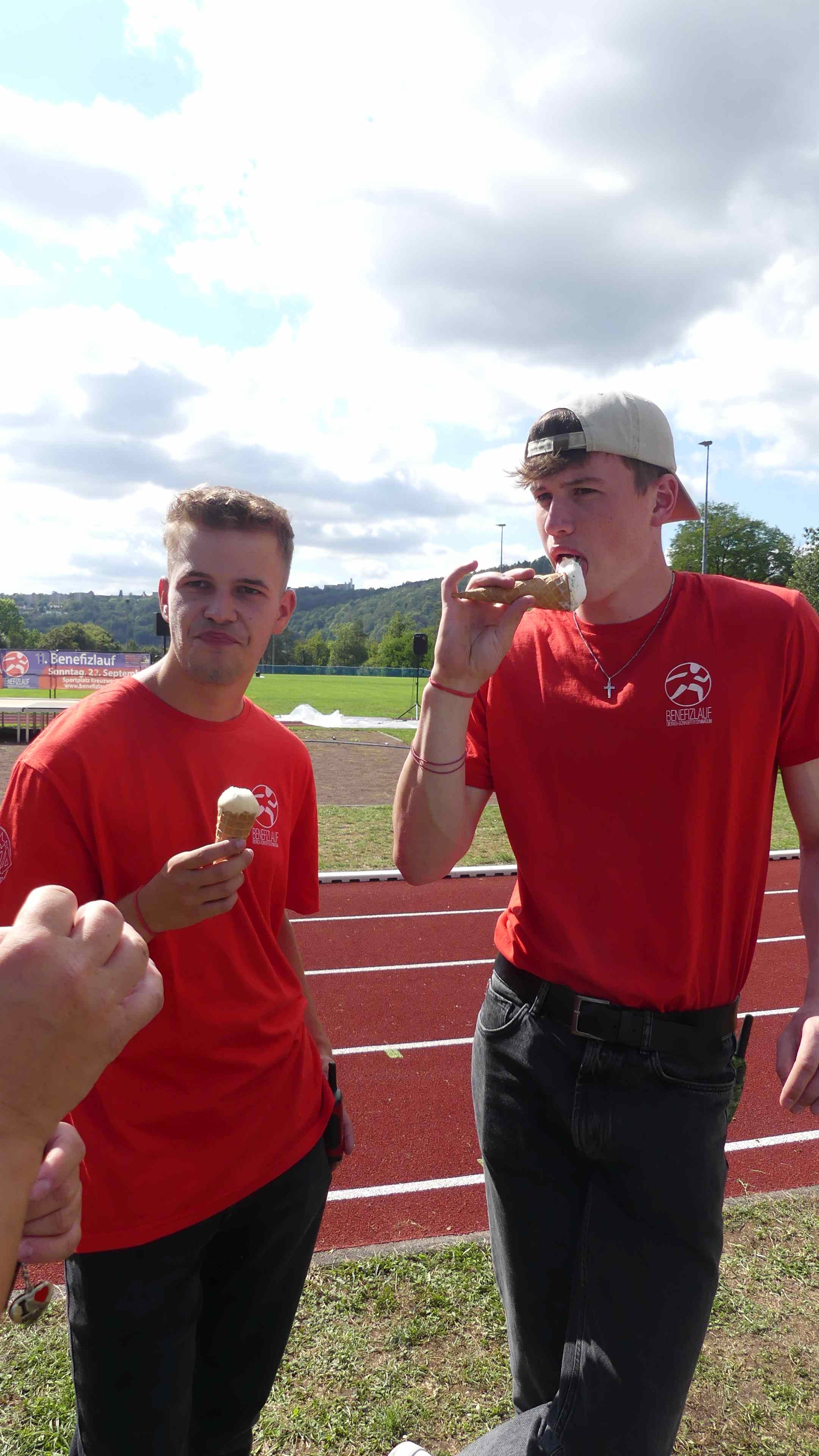 Bild vom 14. Benefizlauf im Jahr 2024. Dies ist das 215. Bild.